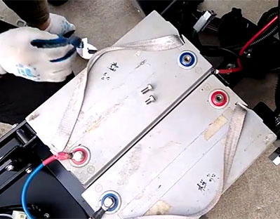怎么樣維護電瓶式洗地機的電瓶？
